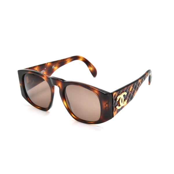 Chanel Gold CC Logo 90s Tortoise Sunglasses 01450 91235 – Undothedone