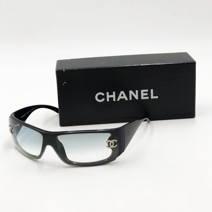 Chanel Black Rhinestone Swarovski 5088-B – Undothedone